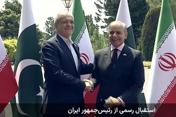 استقبال رسمی نخست وزیر پاکستان از پزشکیان + فیلم