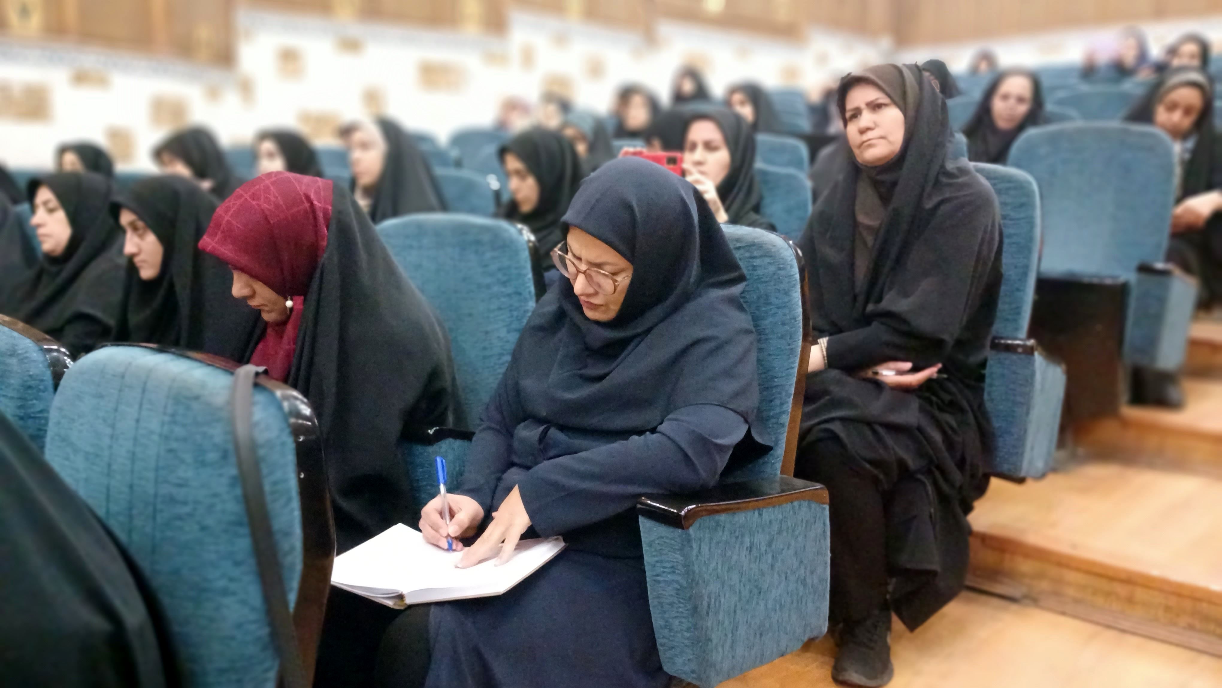 برگزاری دوره‌ تربیت مدرس پیشتازان سازمان دانش‌آموزی استان البرز