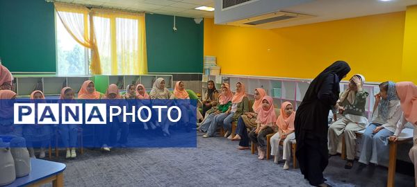 مسابقات دارت و طناب کشی در کتابخانه اندیشه شهرستان شیروان