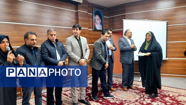 آیین گرامیداشت هفته پژوهش در شهرستان قائمشهر 