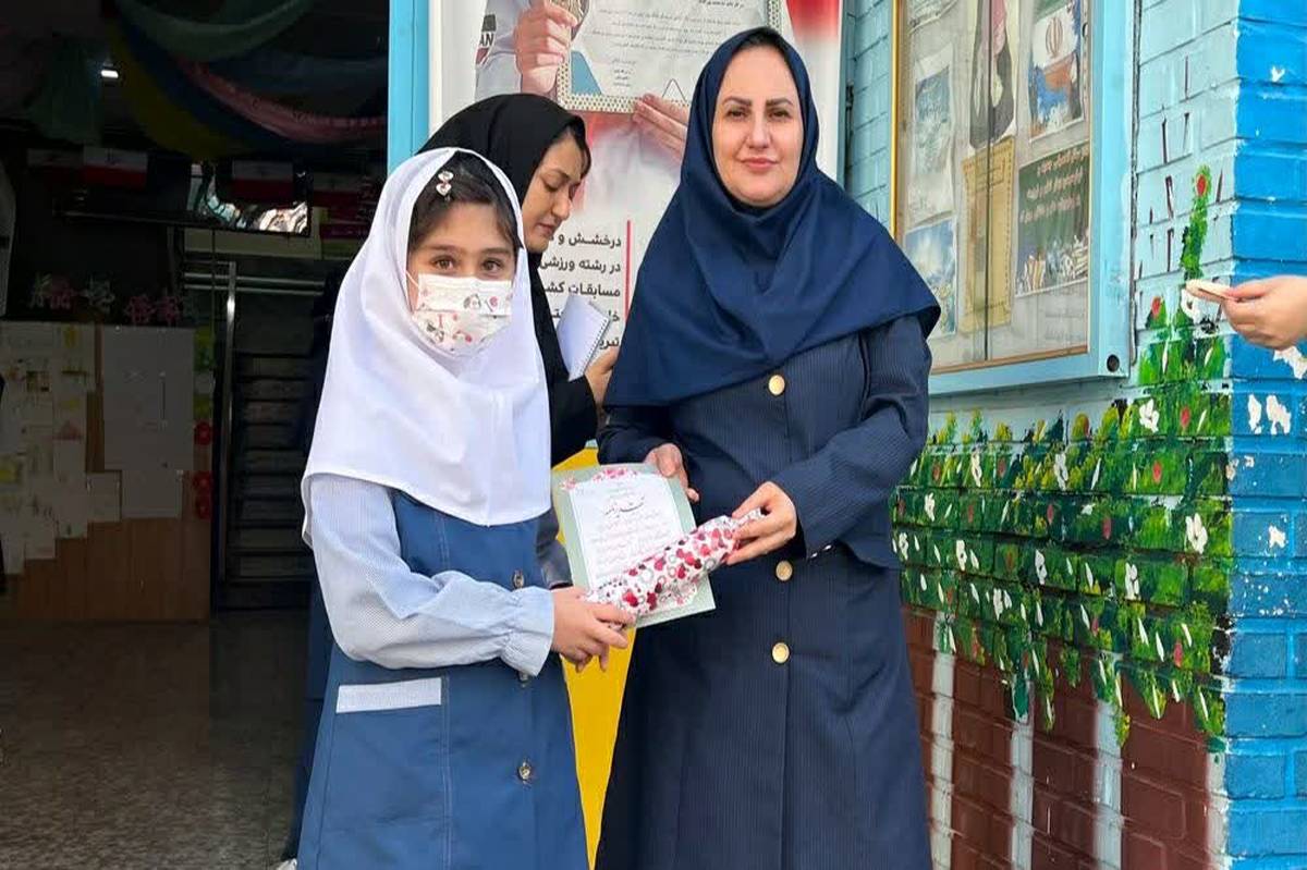 میخواهم با ساخت مجسمهای پیام صلح و مهربانی را به دنیا برسانم