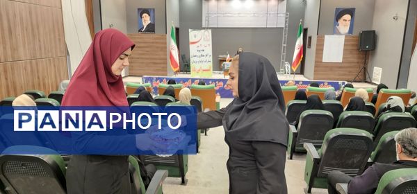 انتخابات انجمن اولیا و مربیان دبیرستان فرزانگان شهرستان ملارد