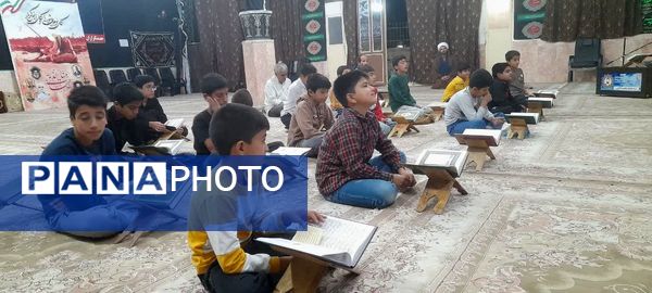 جلسه قرآنی و آموزش تخصصی قرائت قرآن کریم شهدای فدافن