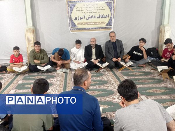 عتکاف نوجوانان، فرصتی برای پرواز در آسمان بندگی