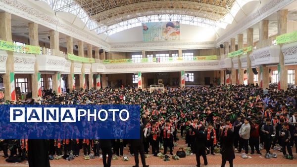 اجتماع باشکوه نوگلان فاطمی با حضور بیش از سه هزار دانش‌آموز گرگانی