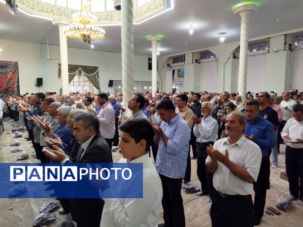 نماز باشکوه عید سعید قربان در شهرستان کاشمر 