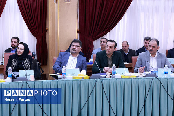 گردهمایی مدیران عامل مراکز بهداشتی درمانی فرهنگیان سراسر کشور