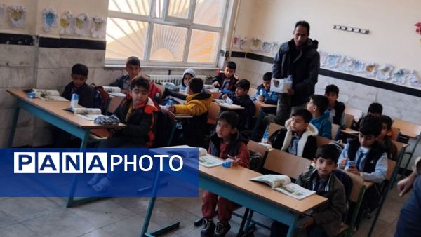 توزیع شیر رایگان در مدارس کوهنانی به منظور ارتقاء سلامت دانش‌آموزان