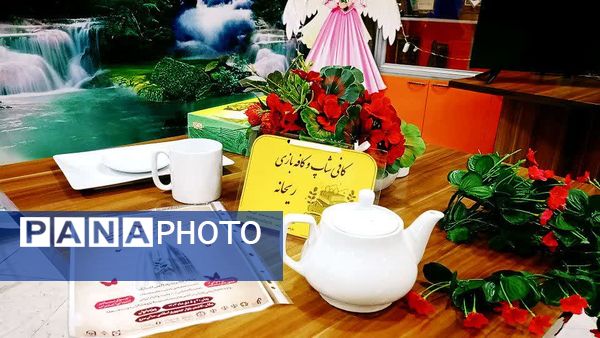 نمایشگاه قرآن عترت و نماز با محوریت قرآن راه زندگی در کاشمر