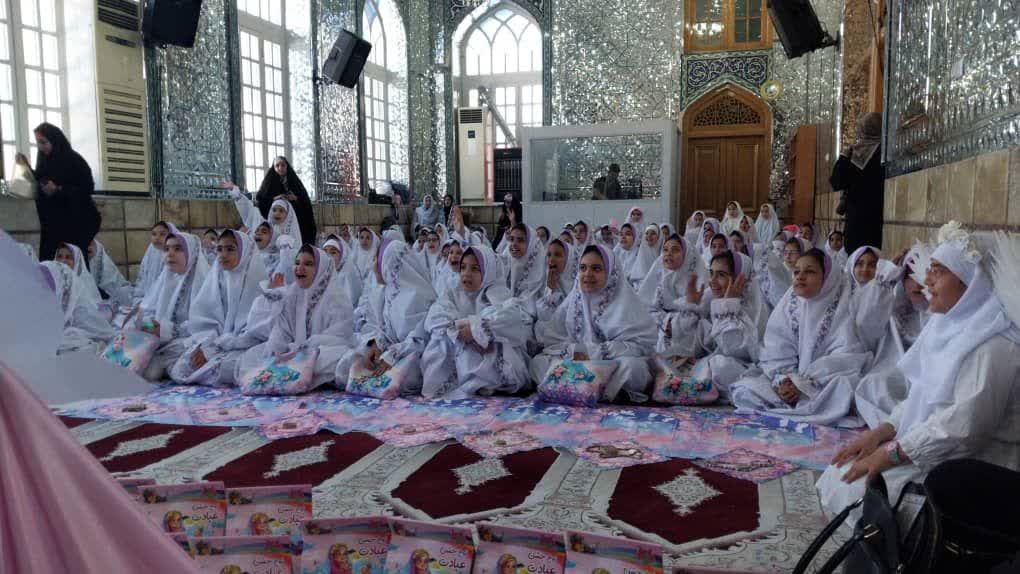 جشن تکلیف دانش‌آموزان دبستان شهید کاظم بهمنش ناحیه 4 کرج 