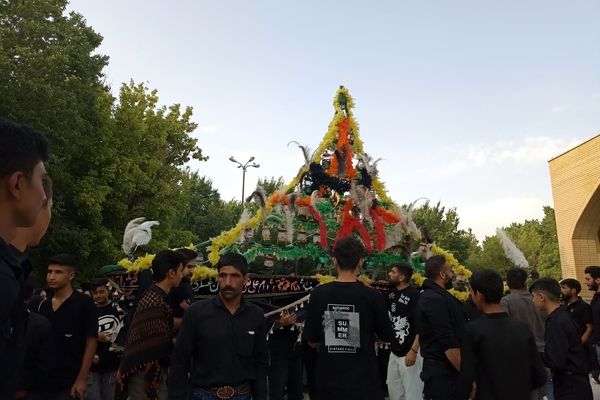 عزاداری محرم‌الحرام؛ تجلی عشق و ارادت به اهل بیت(ع)