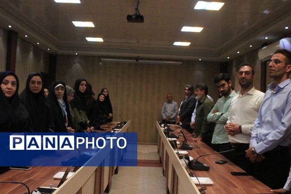 تکریم خدمت، استقبال از آینده