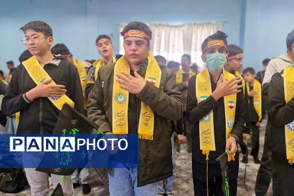 گرامیداشت ایام فاطمیه و هفته بسیج در مدرسه شهید همت؛ ادای احترام به فرهنگ ایثار و معلم شهید احمدرضا کمانی 