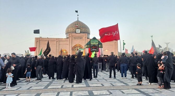 حضور گسترده هیئت‌های مذهبی در بارگاه منور امامزاده محمد عابد کاخک