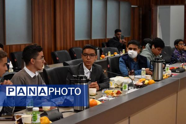 صدای نسل نو در مسیر تحول رسانه‌ای