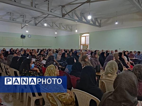 هفته پیوند اولیاء و مربیان هنرستان زهرای مرضیه(س) ناحیه یک بندرعباس