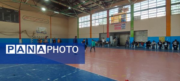 اجرای بازی‌های بومی، محلی در اردوی تمشک پسران شیروان