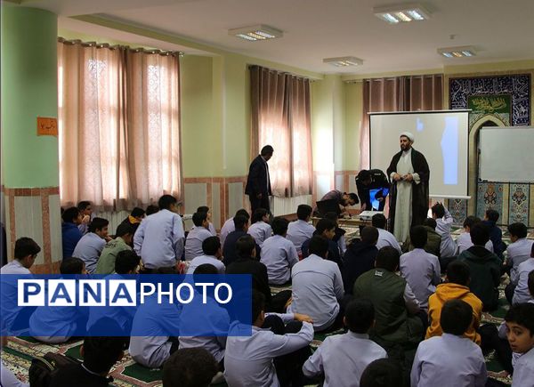 آیین نکوداشت هفته پدافند غیرعامل با شعار تدبیر امروز، امنیت فردا در سمنان