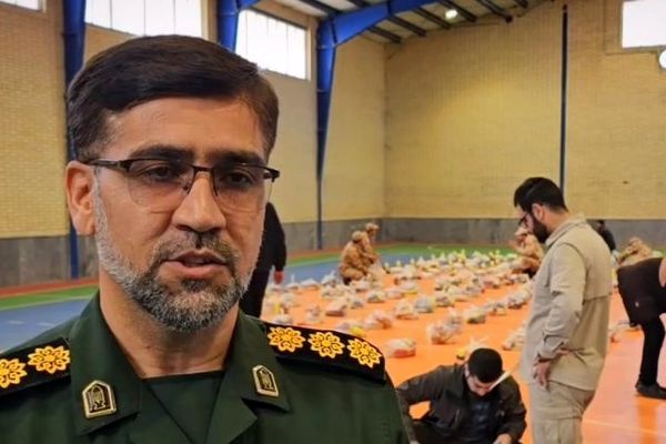 ۱۳۰۰ بسته کمک‌های مؤمنانه به مناسبت ماه مبارک رمضان توزیع شد 