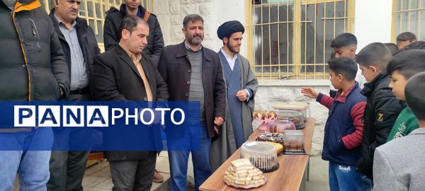 برگزاری جشن مبعث در دبیرستان شهید مصطفی خمینی و دبستان ۱۲ فروردین کارخانه قند شیروان