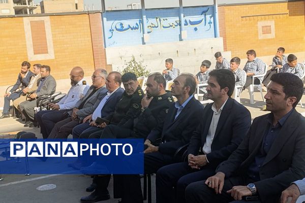 مراسم پدافند غیرعامل در دبیرستان بشارت بهارستاندو