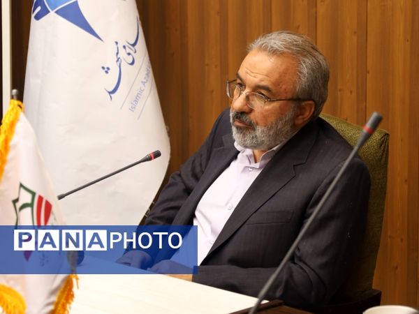  از تسخیر تا تبیین؛ بازخوانی پیام ۱۳ آبان در دانشگاه آزاد مشهد