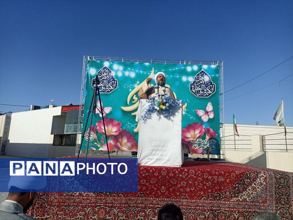 برگزاری مراسم نماز عید سعید فطر در حاجی‌‌آباد