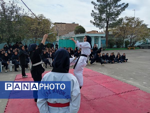 المپیاد‌ ورزشی درون مدرسه ای در دبیرستان فاطمیه