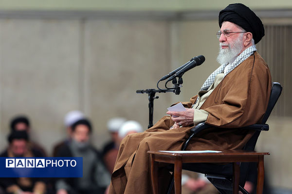 دیدار جمعی از فرماندهان نیروی هوایی و پدافند هوایی ارتش جمهوری اسلامی ایران با مقام معظم رهبری