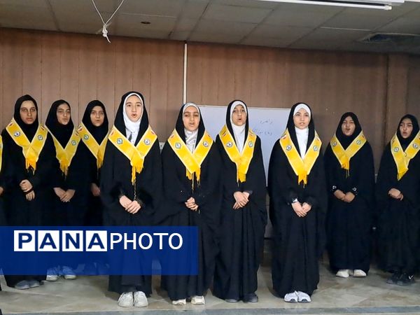 نخستین جلسه انجمن اولیا و مربیان دبیرستان دخترانه ۱۳ آبان در هفته سلامت و روان