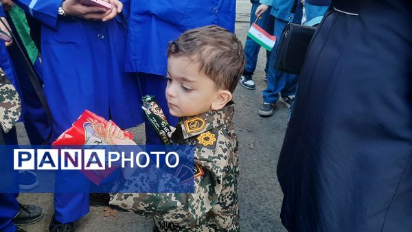 ما وارثان 13 آبانیم