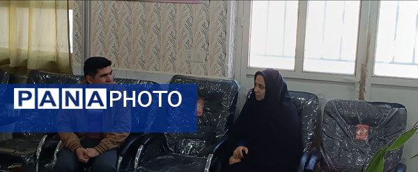 بازدید رئیس کارگروه آموزش متوسطه اداره آموزش و پرورش کاشمر‌ از دبیرستان میثاق