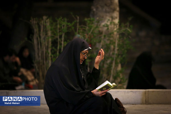 احیای شب نوزدهم ماه رمضان در دانشگاه تهران