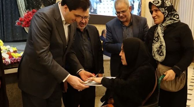 تجلیل از توانمندی‌ها و هنرآفرینی‌های افراد دارای معلولیت در شهرستان شهریار