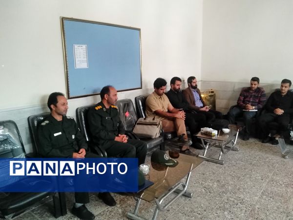 مراسم گرامیداشت شهید مقاومت در دبیرستان‌های پسرانه شهرستان خلیل‌آباد