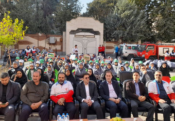 افتتاح برنامه‌های سفیران سلامت در مدرسه شاهد مهر