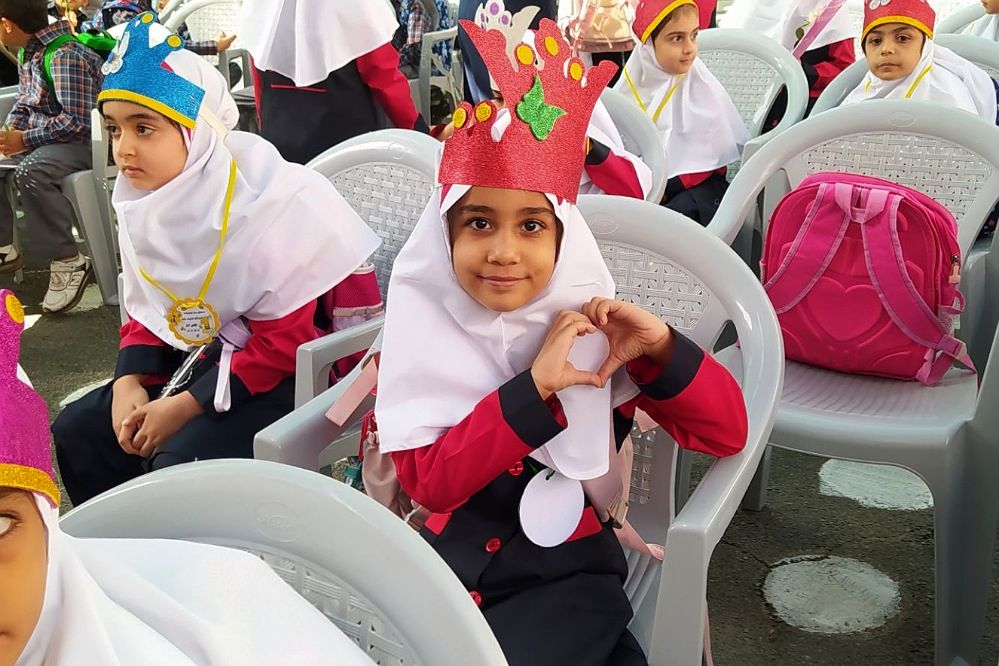 آغاز سال تحصیلی نو با شور و هیجان جشن شکوفه‌ها در مدارس پیشوا