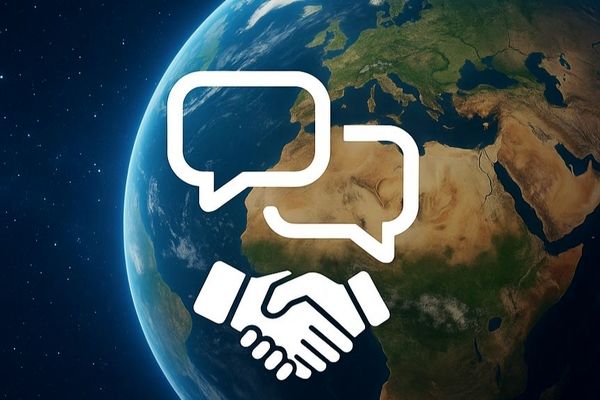 ۲۳ تیر؛ روز گفت‌وگو و تعامل سازنده با جهان