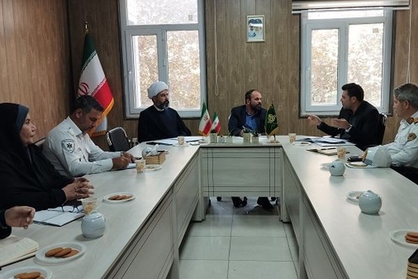 ۱۰۰ مدرسه در سطح استان تحت پوشش طرح «همیاران پلیس» قرار گرفت