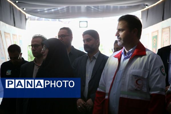 بازدید مدیرکل آموزش‌وپرورش گیلان از رقابت‌های ملی «آماده» در بندرانزلی