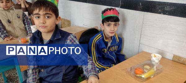 جشن یلدایی در مدرسه شهدای فرهنگی شهرستان شیروان