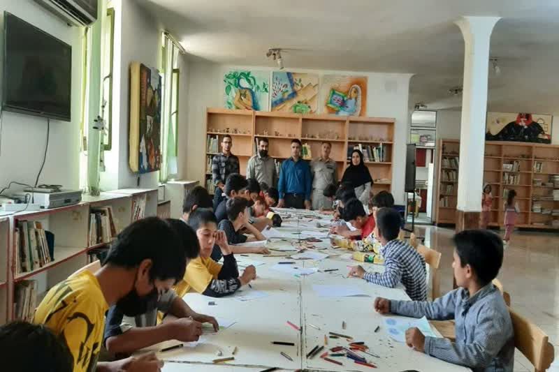 برگزاری ایستگاه نقاشی در کانون پرورش فکری شهرستان باشت