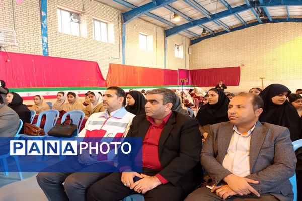 آیین اختتامیه کانون یاریگران زندگی در دبستان آزاده بهبهان