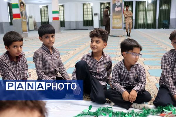 جشن بزرگ قرآن کلاس اولی‌ها در قلعه‌گنج