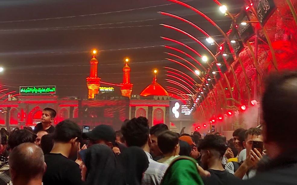 پیاده روی اربعین حسینی از نجف تا کربلا