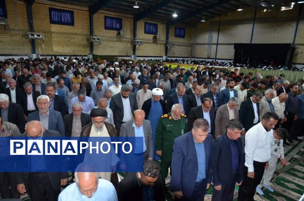 اقامه آخرین نماز جمعه ماه مبارک رمضان با حضور چشمگیر مردم گچساران