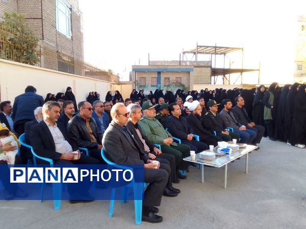 دبیرستان دخترانه حضرت معصومه سلام الله علیها میزبان پیکر شهید گمنام 