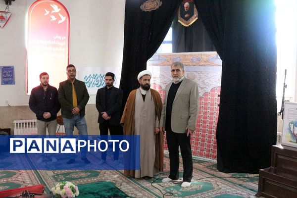  حضور رئیس آموزش‌و‌پرورش فیروزکوه در اعتکاف