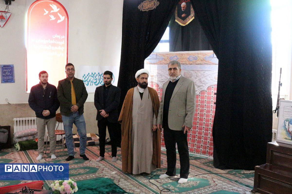  حضور رئیس آموزش‌و‌پرورش فیروزکوه در اعتکاف