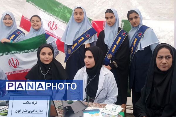 حماسه حضور دانش‌آموزان قرچکی در یوم الله ۱۳ آبان